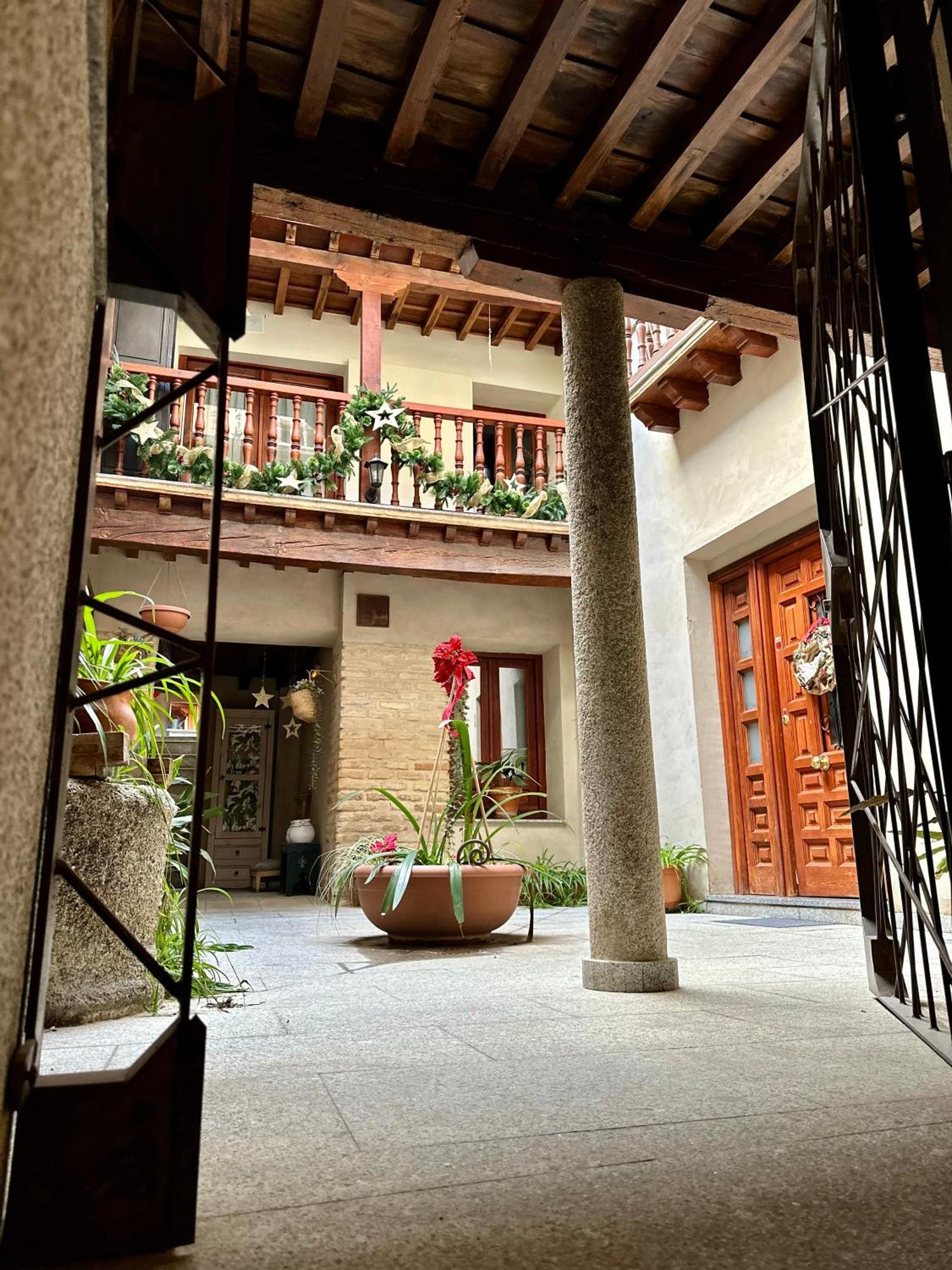 Apartamento Canónigo - terraza con vistas Toledo Exterior foto